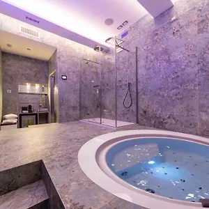 4* Pensión San Carlo