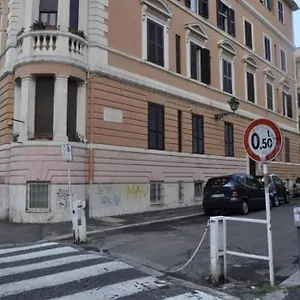 4* Pensión Domus Romana